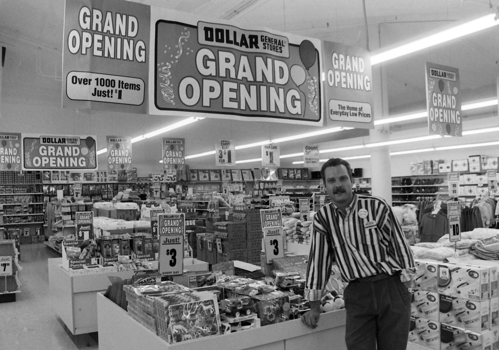 Dollar General, 1993